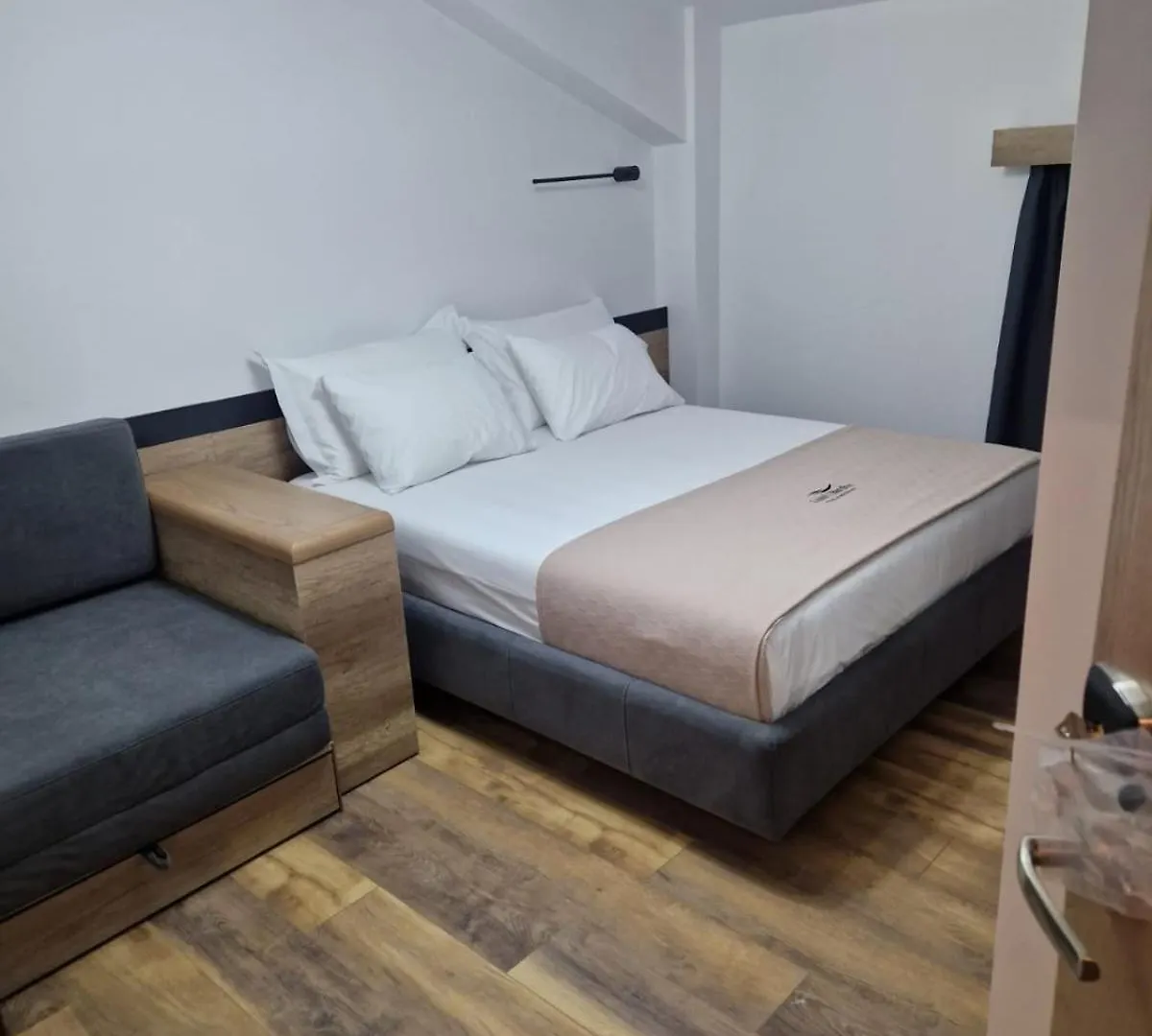 Lumi I Bardhe Hotel & Restaurant Kuc  4*, Kuc (Vlore)